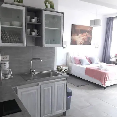Fedias Luxury Flat Psyrri Square-3